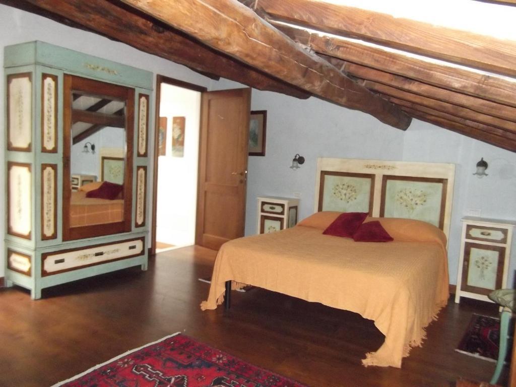 L'Arcadia Guest House ปิเอตราซานตา ห้อง รูปภาพ