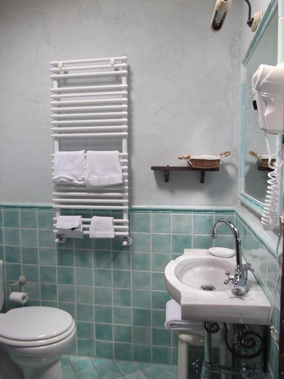 L'Arcadia Guest House ปิเอตราซานตา ห้อง รูปภาพ